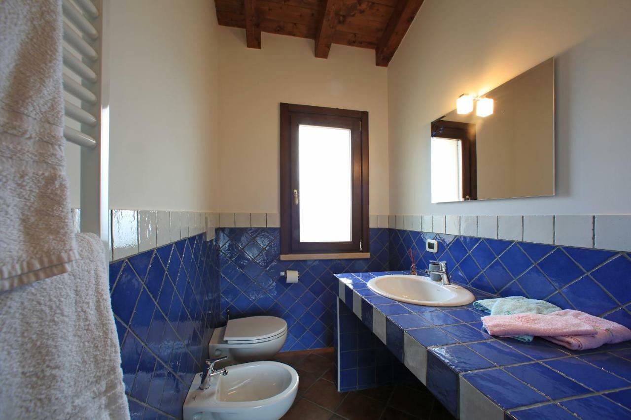 Hostal Casale Madeccia Sonnino Exterior foto